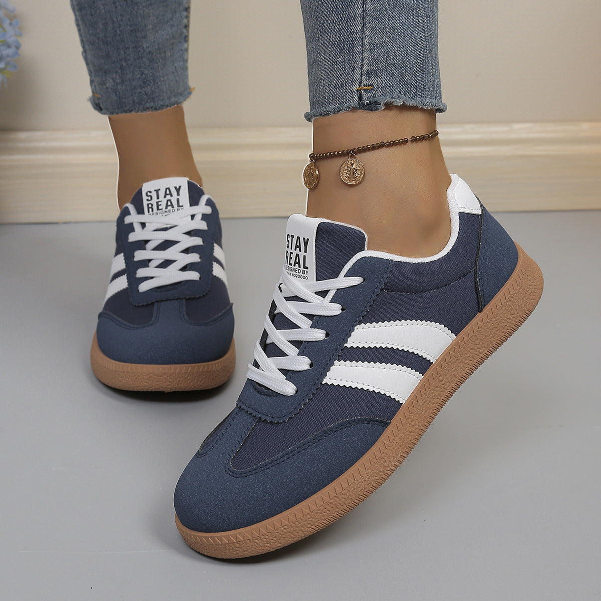 Women's Classic Lace-Up Court Sneakers 6